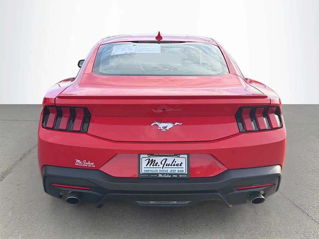 Used 2024 Ford Mustang Premium image 5