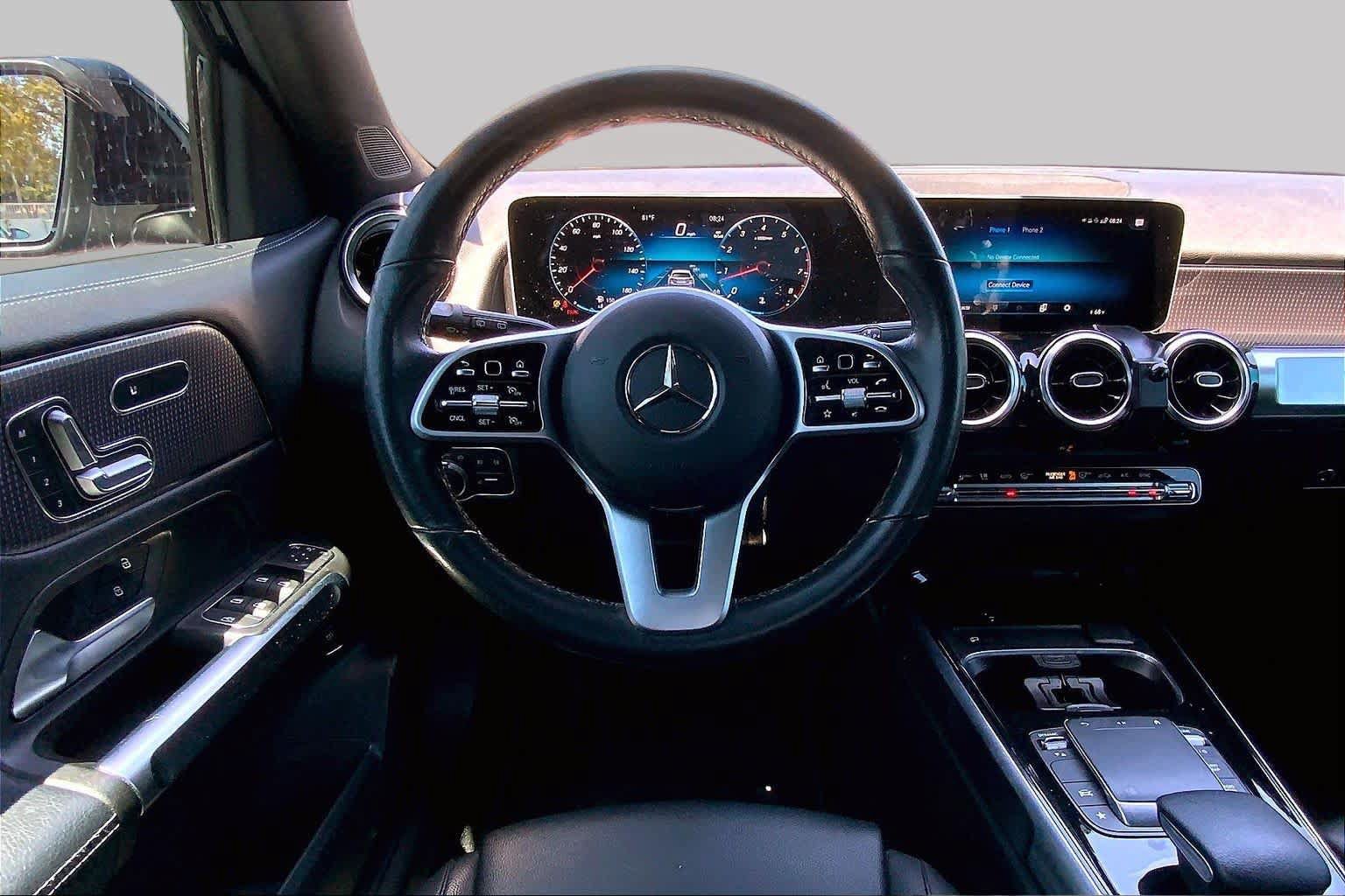 Used 2021 Mercedes-Benz GLB 250 4MATIC image 5