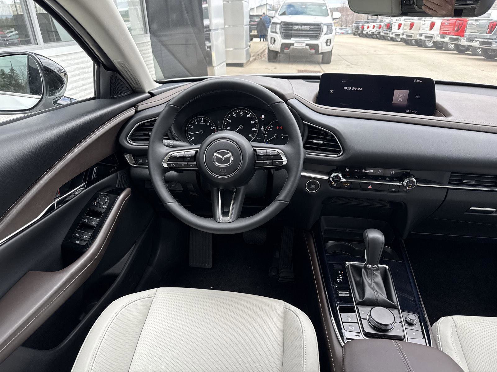 Used 2025 MAZDA CX-30 2.5 Turbo w/ Premium Plus Pkg AWD/4WD image 15