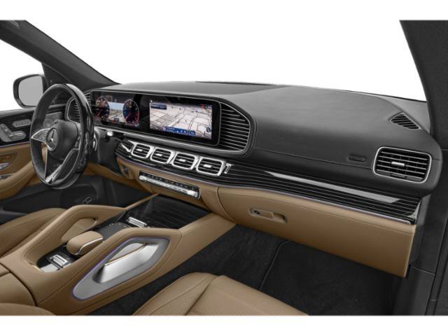 Used 2024 Mercedes-Benz GLS 580 4MATIC image 15