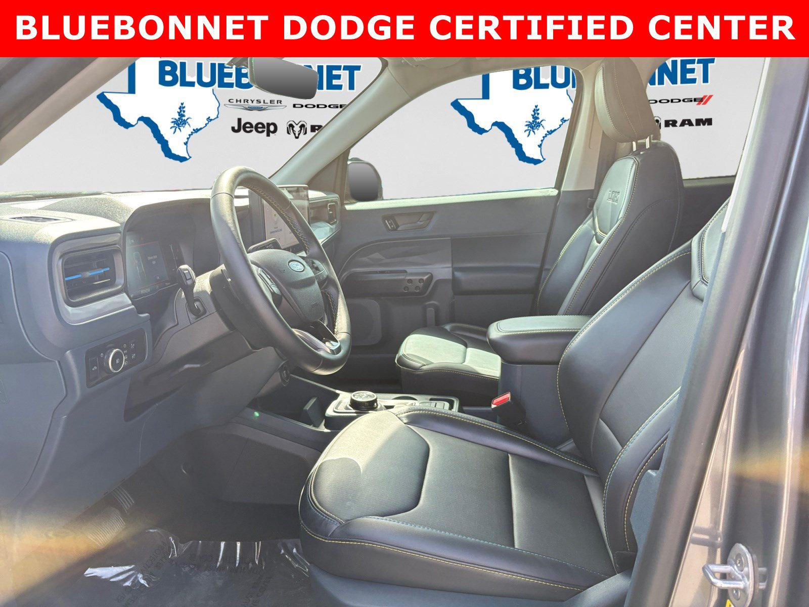 Used 2025 Ford Maverick Lobo AWD/4WD image 11