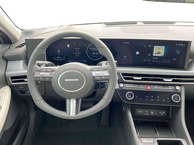 New 2025 Hyundai Sonata SEL FWD image 17