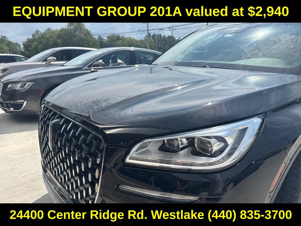 Used 2023 Lincoln Corsair Reserve w/ Equipment Group 201A AWD/4WD image 3