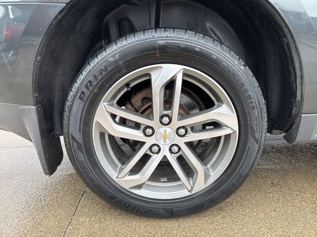 Used 2017 Chevrolet Equinox Premier w/ Enhanced Convenience Package AWD/4WD image 52