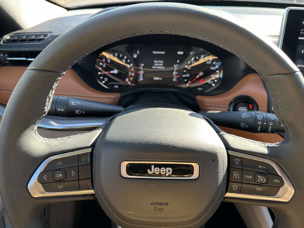 Used 2024 Jeep Compass Limited AWD/4WD image 20