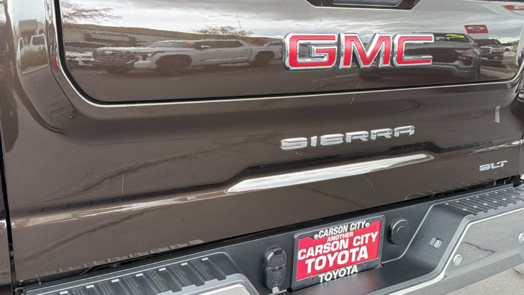 Used 2019 GMC Sierra 1500 SLT w/ SLT Premium Plus Package AWD/4WD image 28