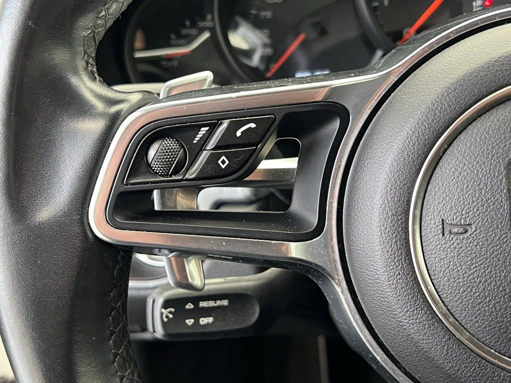 Certified 2017 Porsche 911 Carrera image 8