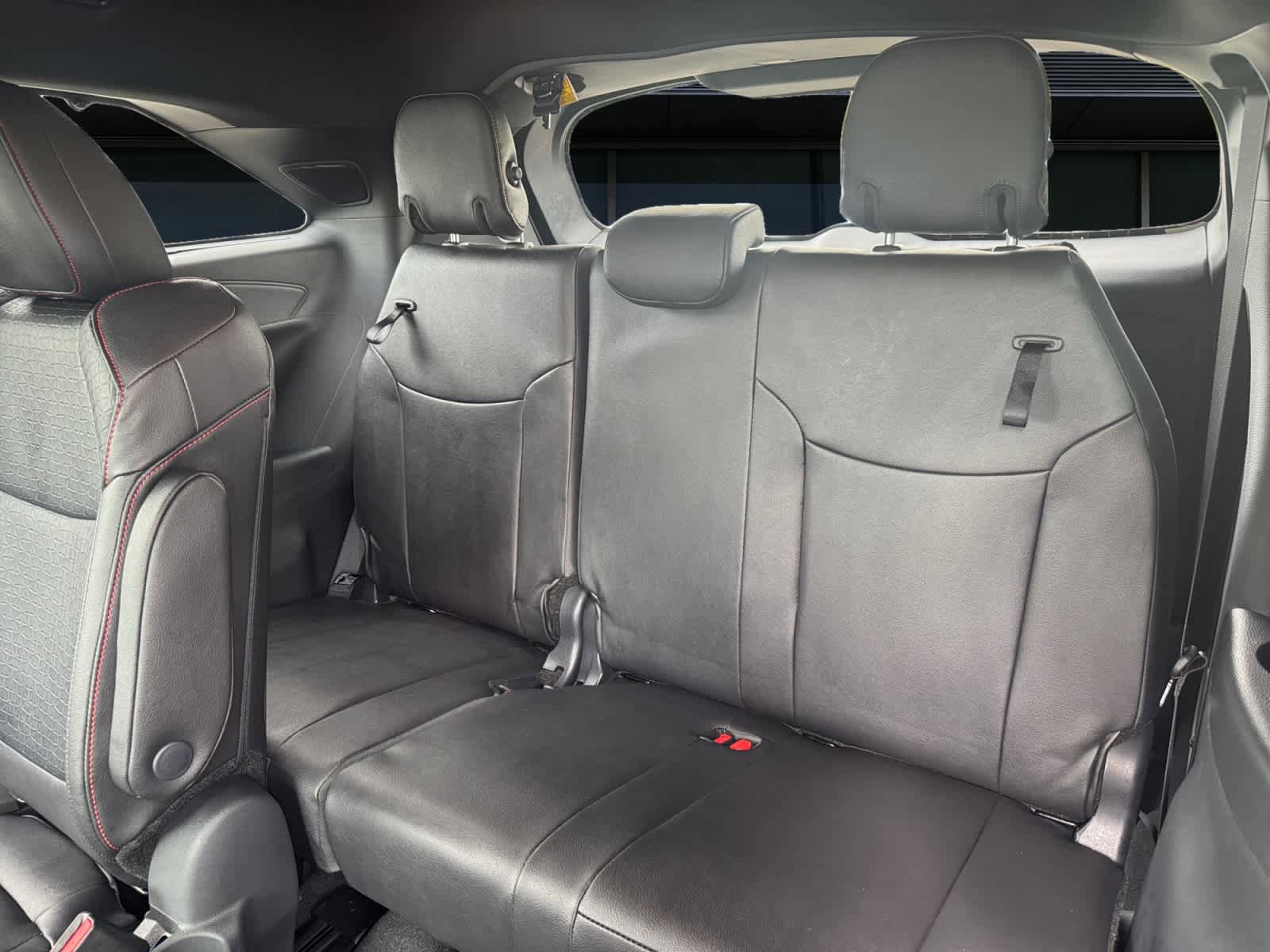 Used 2026 Toyota Sienna XSE AWD/4WD image 17