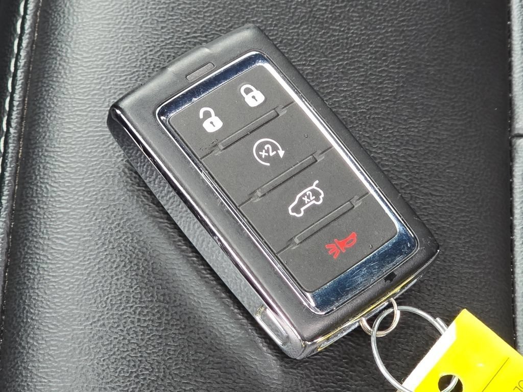 Used 2024 Jeep Grand Cherokee L Limited AWD/4WD image 41