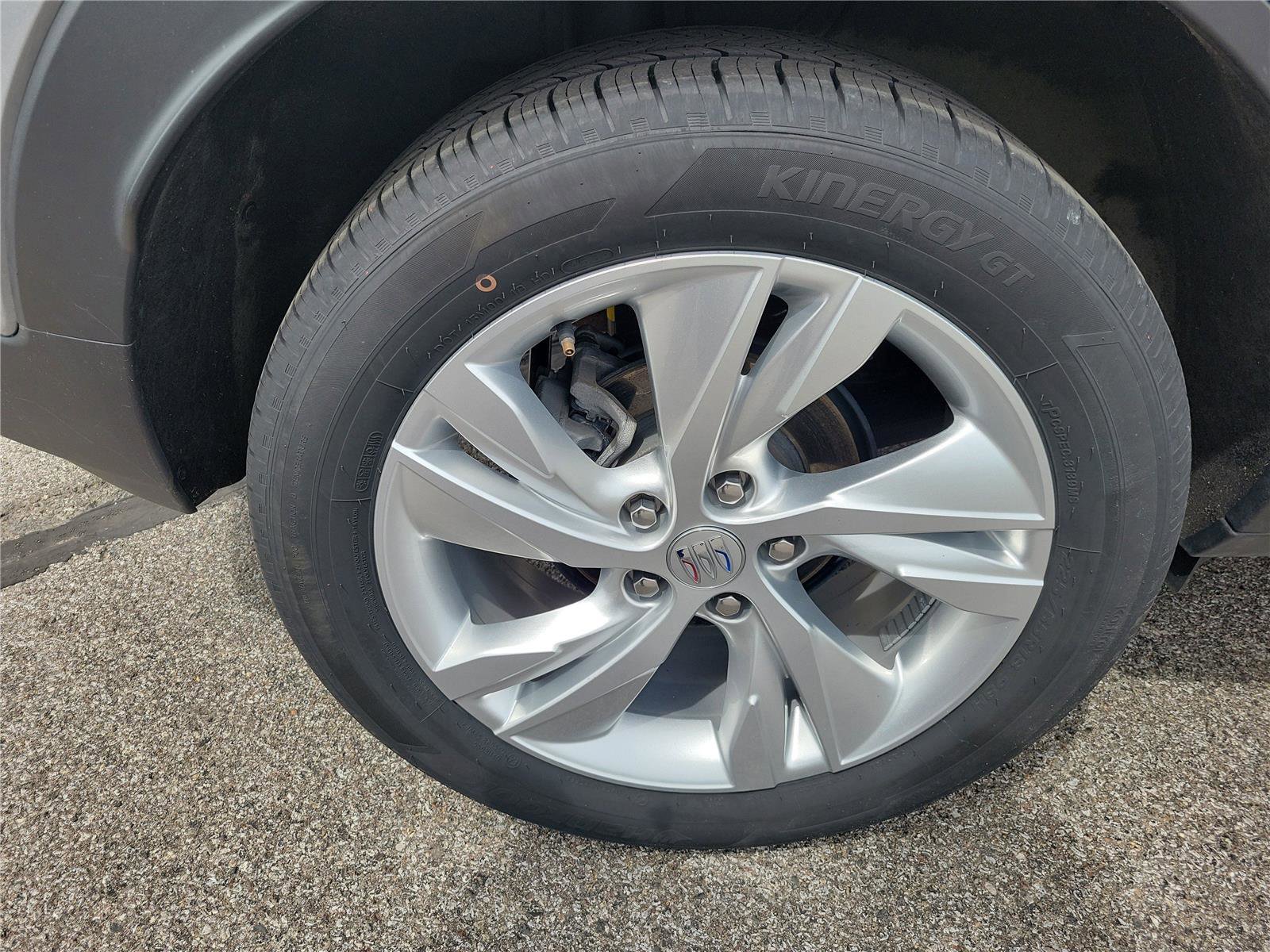 Used 2025 Buick Encore GX Preferred AWD/4WD image 5