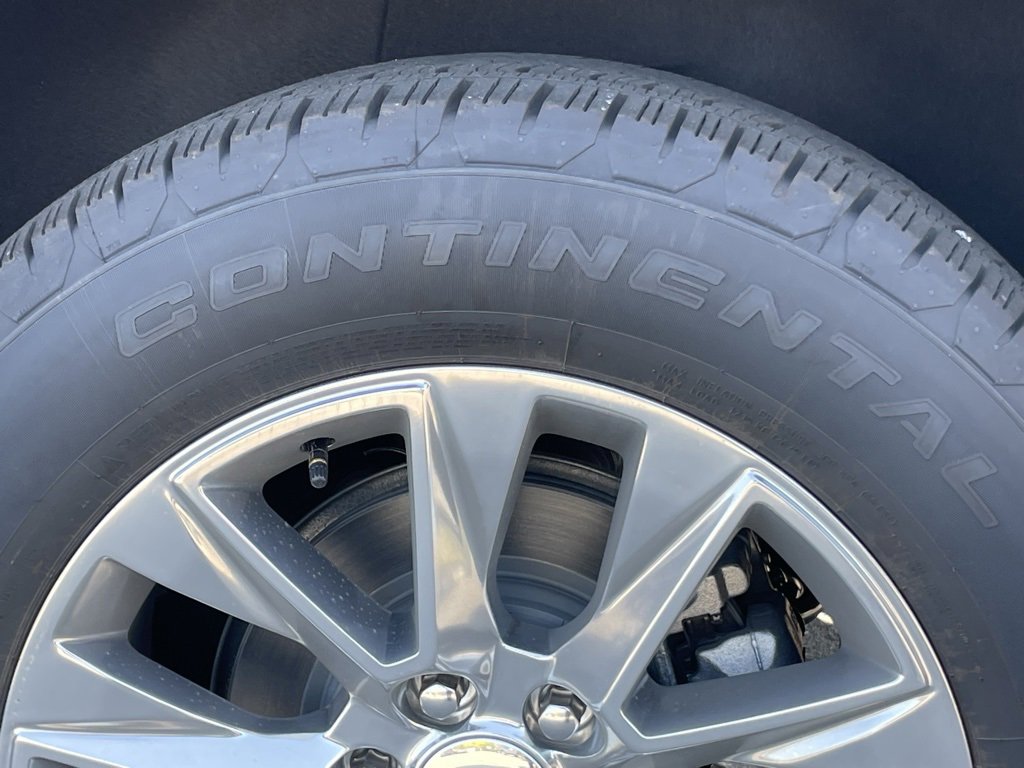 New 2026 Chevrolet Suburban Premier w/ Sun And Tow Package image 33