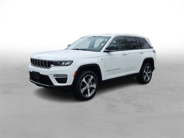 Used 2023 Jeep Grand Cherokee 4WD 4xe w/ Luxury Tech Group II image 3