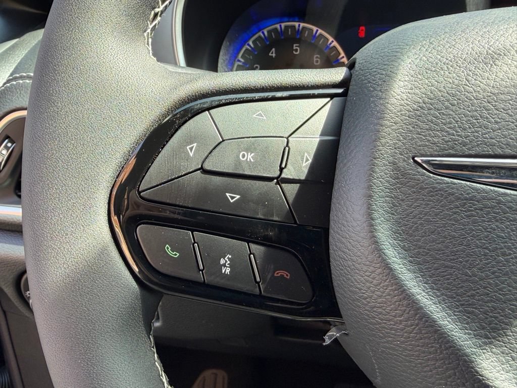 New 2026 Chrysler Pacifica Limited w/ S Appearance Package FWD image 18