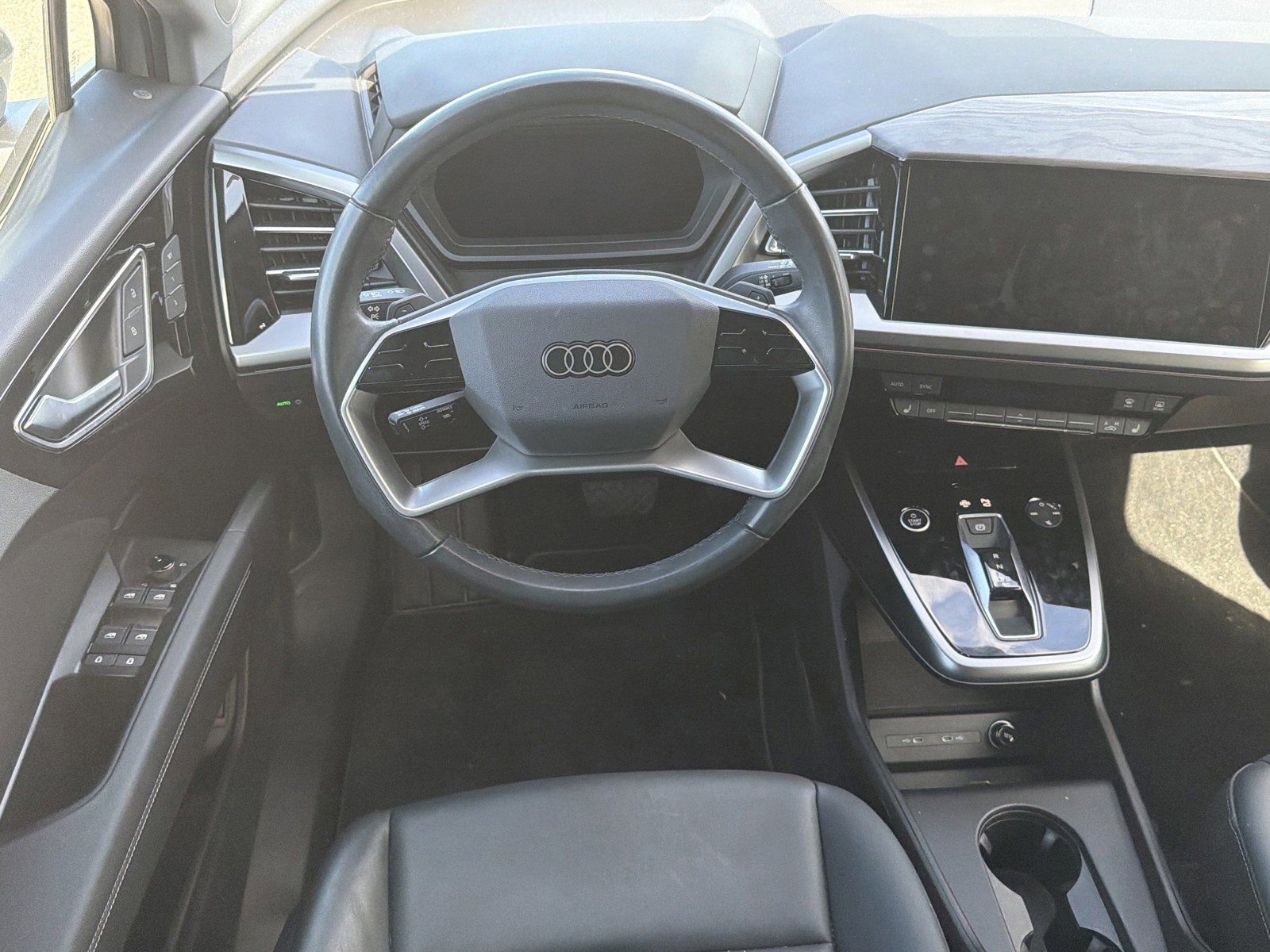 Used 2024 Audi Q4 e-tron Premium AWD/4WD image 14