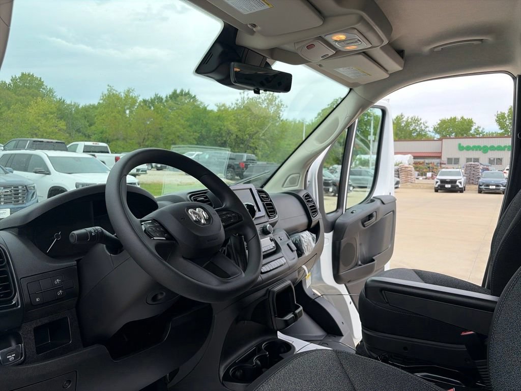 New 2026 RAM ProMaster 2500 w/ Convenience Group FWD image 38