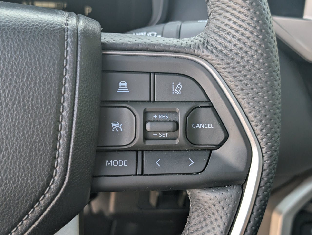 Used 2026 Toyota Tundra Limited AWD/4WD image 23