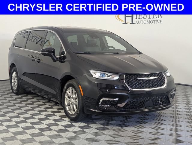 Certified 2026 Chrysler Pacifica Select FWD image 2
