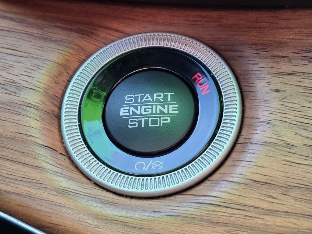 Used 2023 Jeep Grand Cherokee L Summit image 40