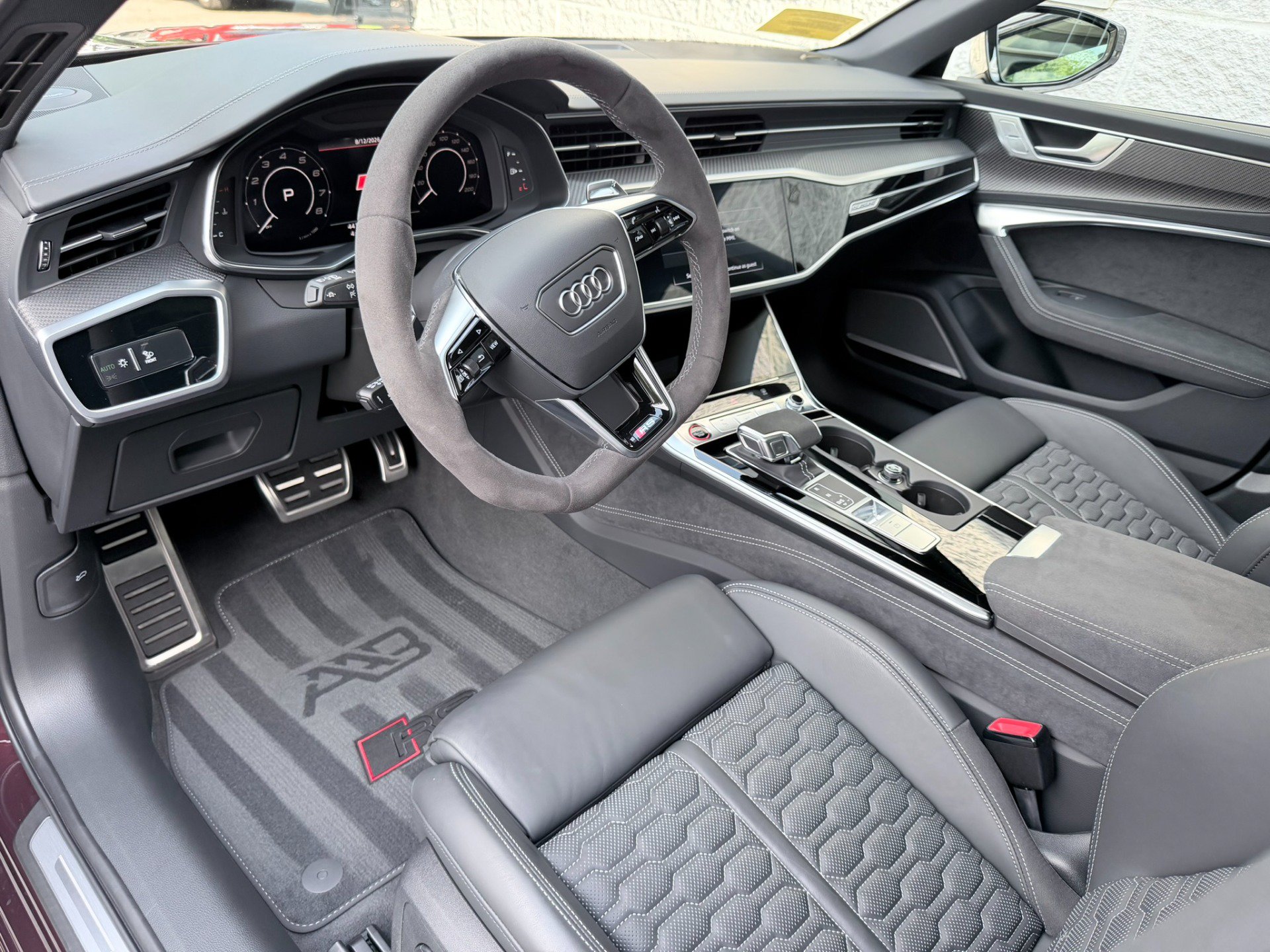 Used 2024 Audi RS 6 performance AWD/4WD image 14