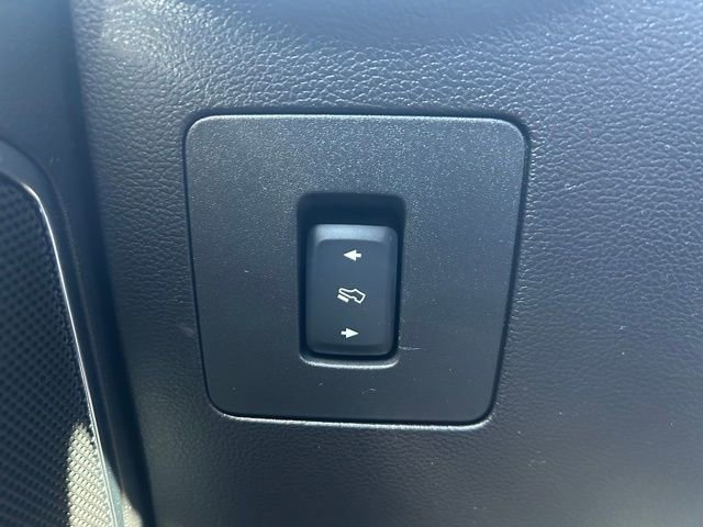 Used 2017 Ford F150 Lariat w/ Equipment Group 502A Luxury AWD/4WD image 23