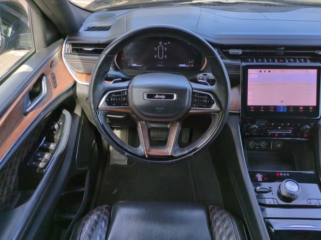 Used 2021 Jeep Grand Cherokee L Summit w/ Luxury Tech Group V image 16