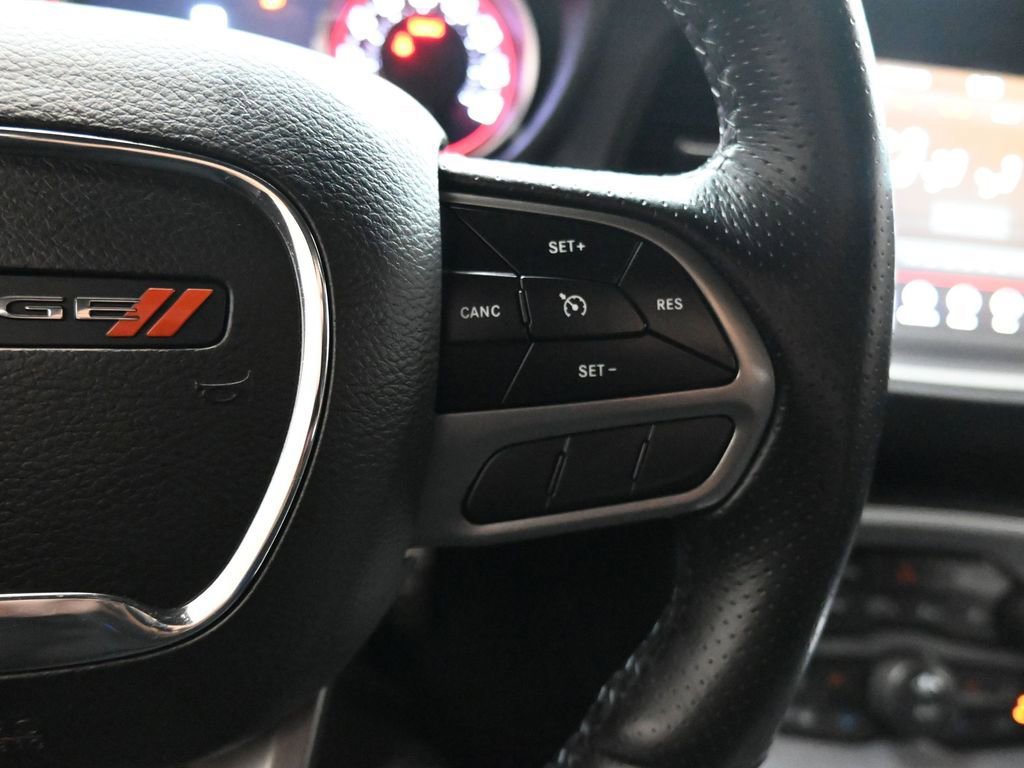 Used 2022 Dodge Challenger R/T w/ Performance Handling Group image 19