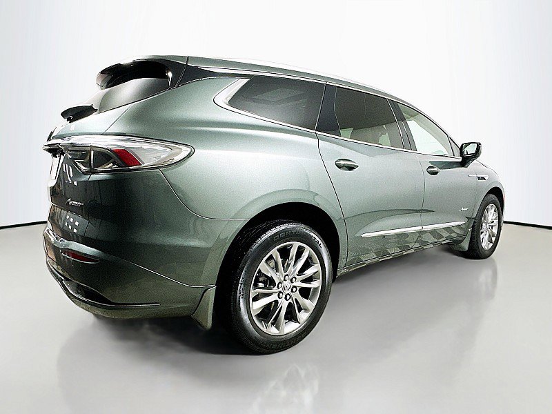 Used 2023 Buick Enclave Avenir w/ Avenir Technology Package AWD/4WD image 7
