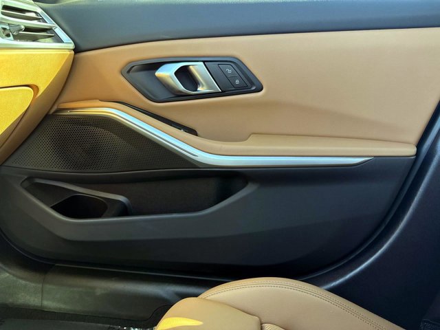 Used 2025 BMW 330i Sedan image 22