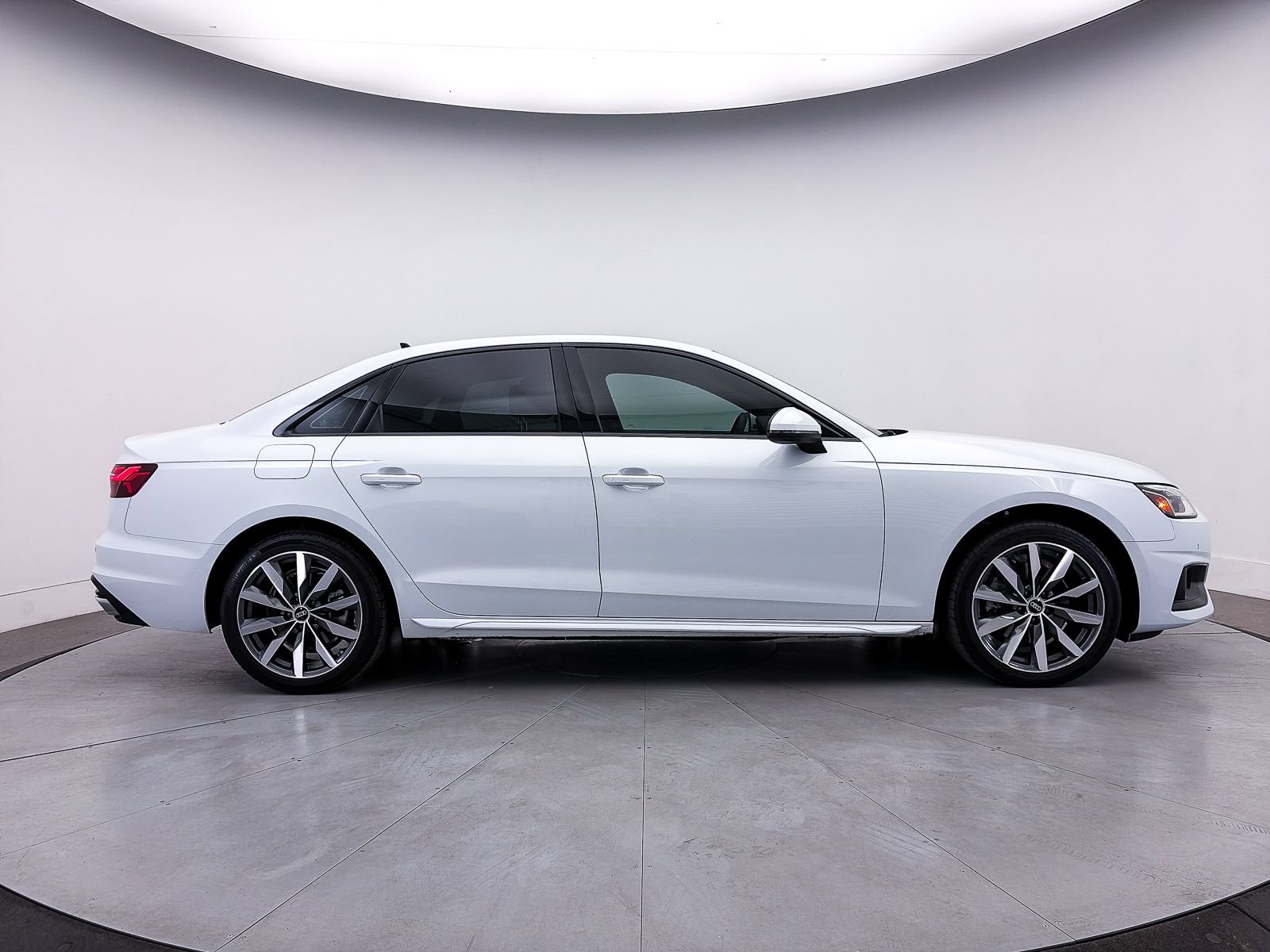 Used 2023 Audi A4 2.0T Premium Plus AWD/4WD image 44