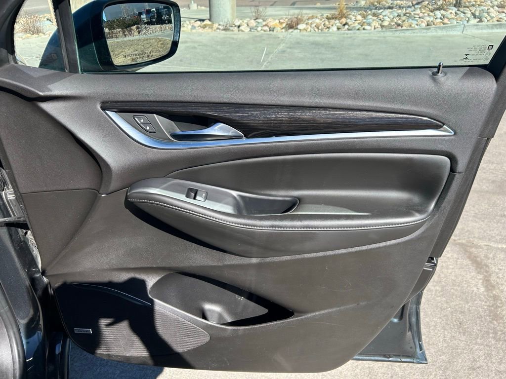 Used 2021 Buick Enclave Avenir w/ Avenir Technology Package image 34