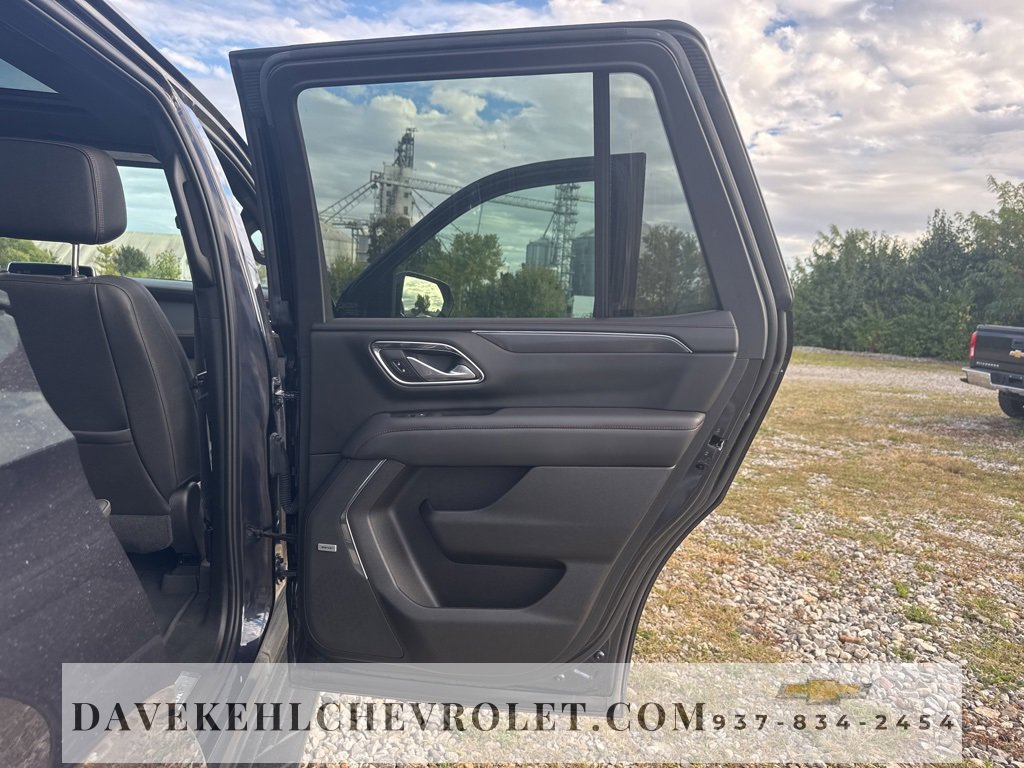 Used 2022 Chevrolet Tahoe RST w/ Luxury Package image 42