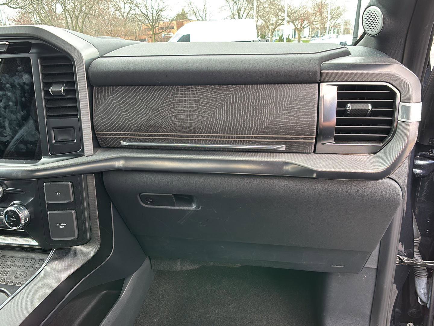 Used 2022 Ford F150 Platinum w/ Equipment Group 701A High image 23