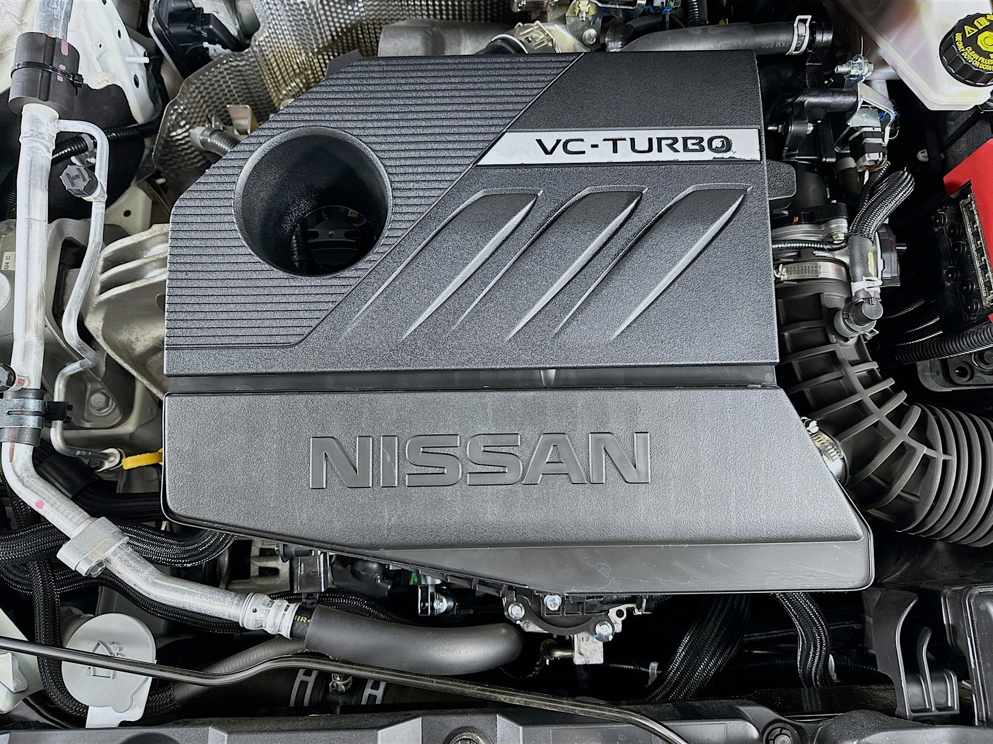 Used 2023 Nissan Rogue SV image 32