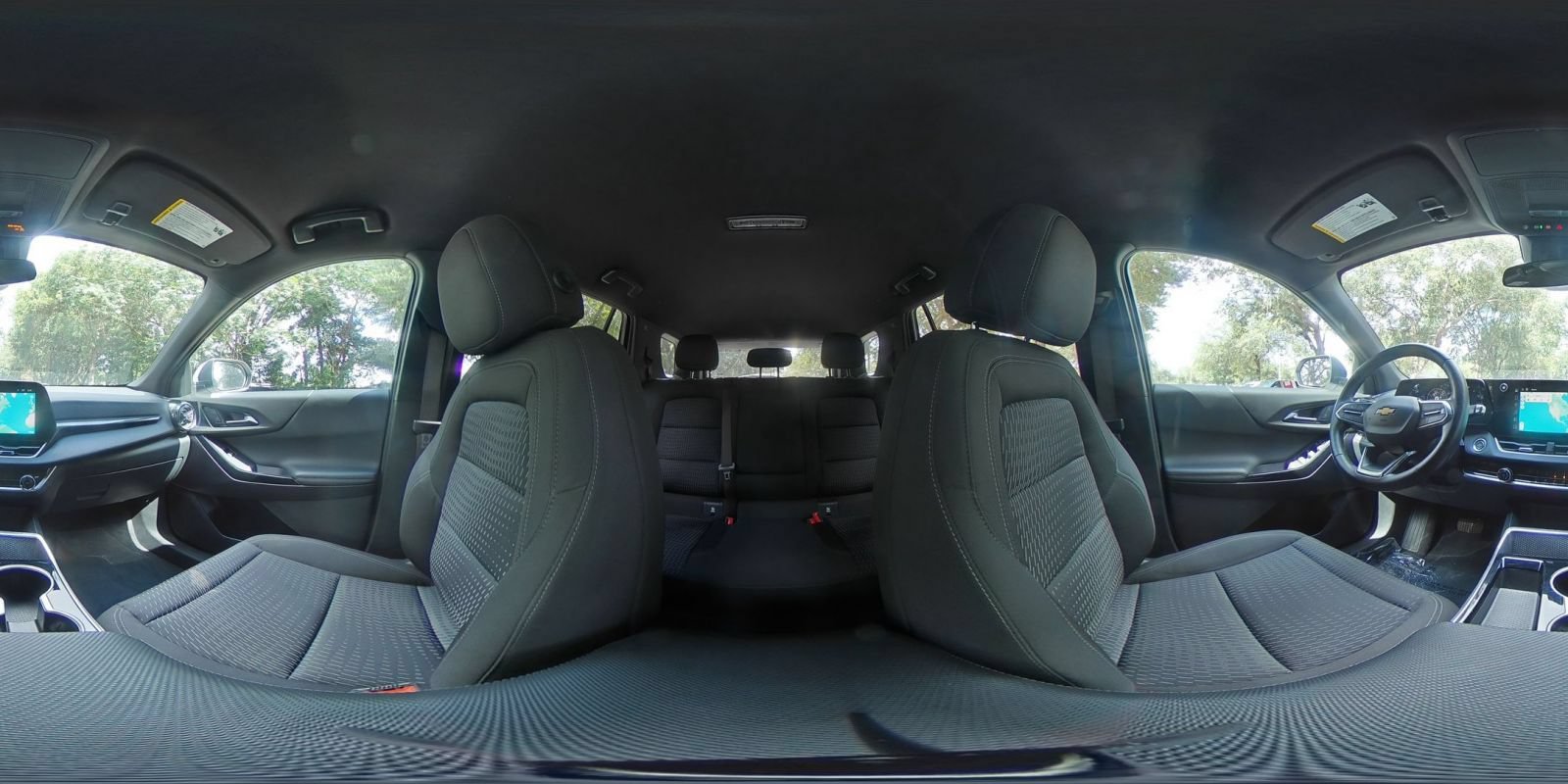 Used 2025 Chevrolet Equinox LT FWD image 41