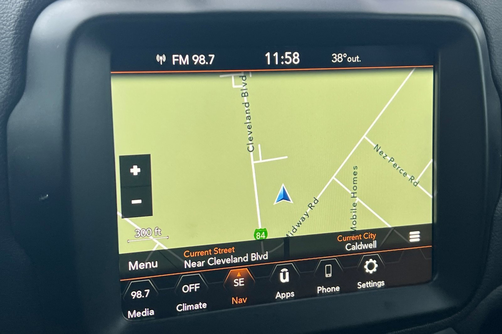 Used 2023 Jeep Renegade Latitude image 17