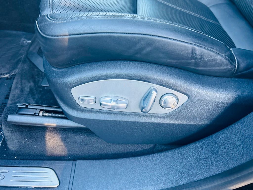 Used 2016 Porsche Cayenne S AWD/4WD image 14
