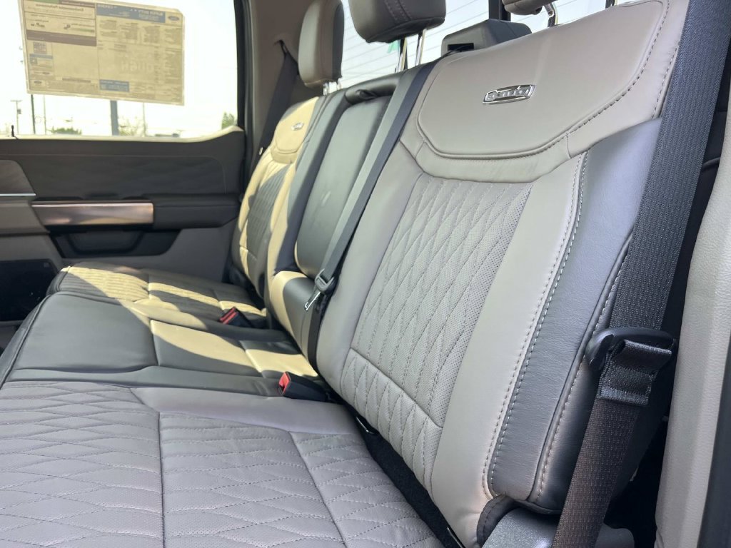 New 2027 Ford F350 Platinum w/ Platinum Plus Package AWD/4WD image 26