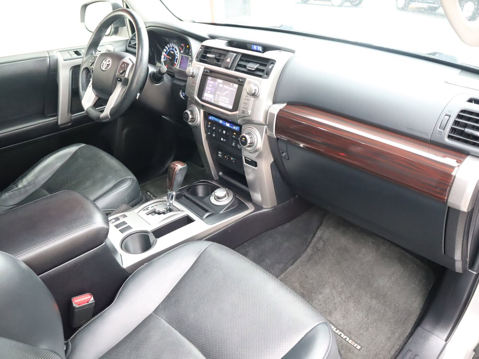 Used 2016 Toyota 4Runner Limited AWD/4WD image 50