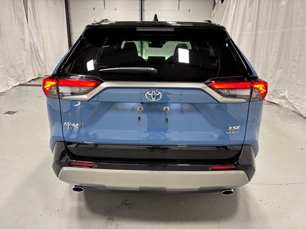 Used 2025 Toyota RAV4 XSE w/ Weather Package AWD/4WD image 6