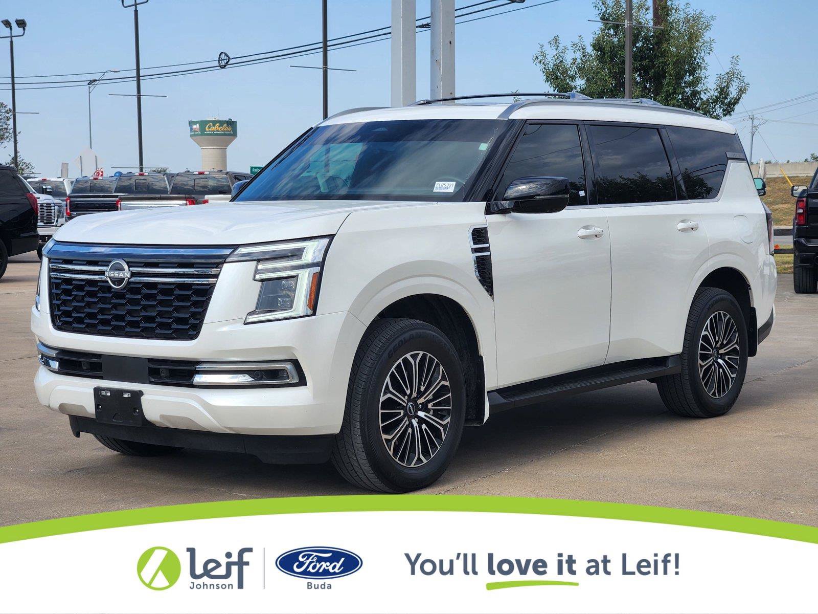 Used 2025 Nissan Armada Platinum w/ Convenience Package RWD image 2