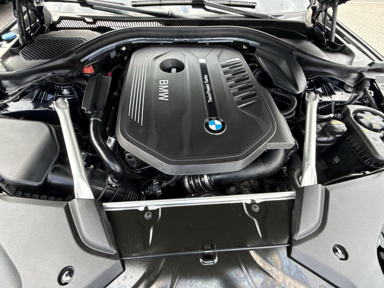Used 2019 BMW 540i xDrive AWD/4WD image 28