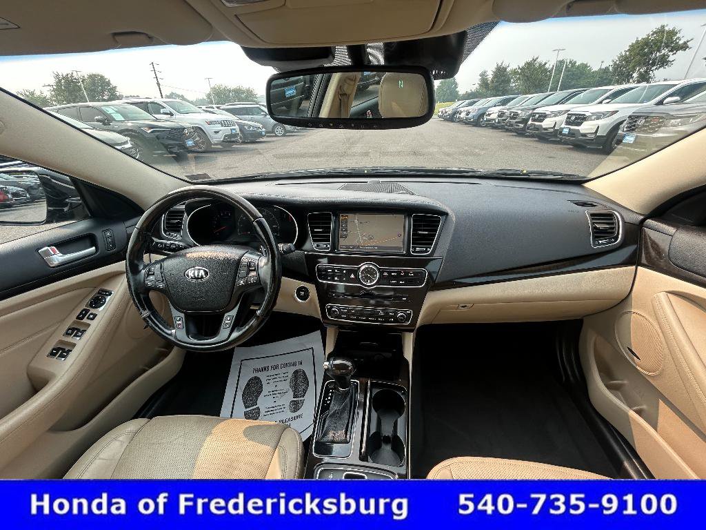 Used 2015 Kia Cadenza Premium w/ Technology Package FWD image 29