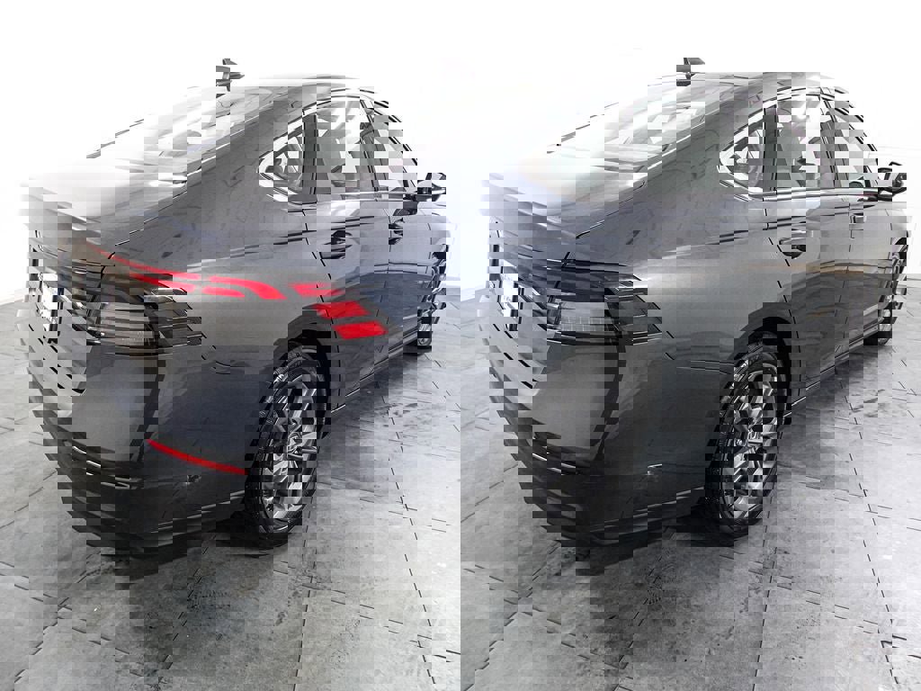 Used 2024 Honda Accord EX image 6