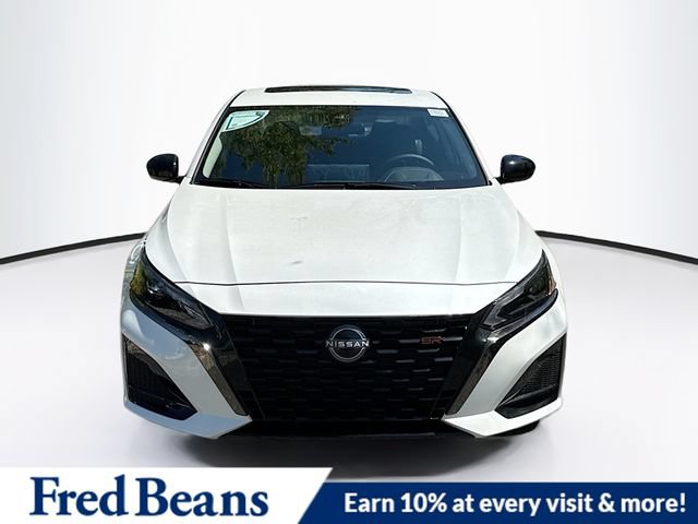 New 2025 Nissan Altima 2.5 SR w/ SR Premium Package FWD image 2