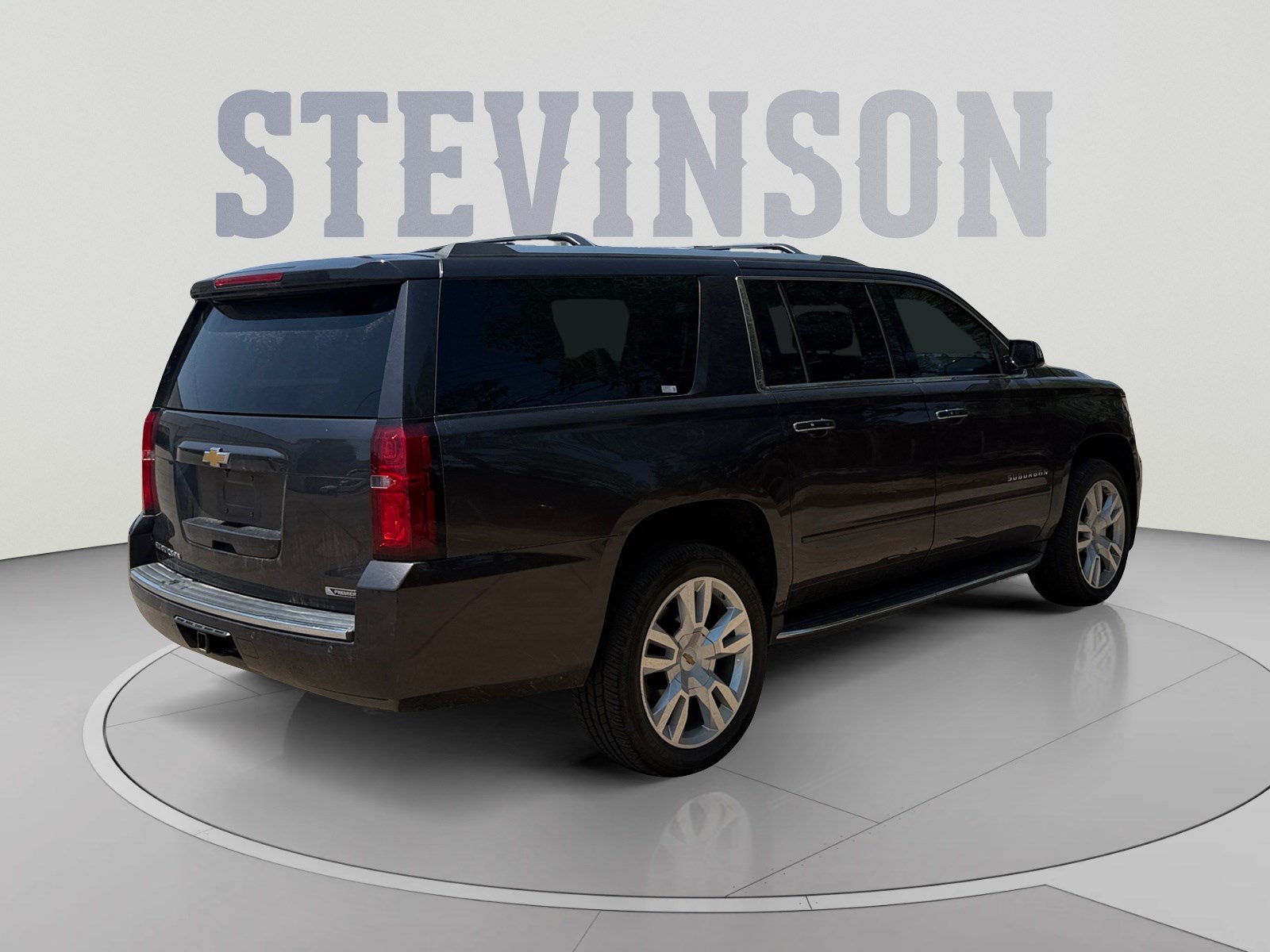 Used 2018 Chevrolet Suburban Premier AWD/4WD image 5