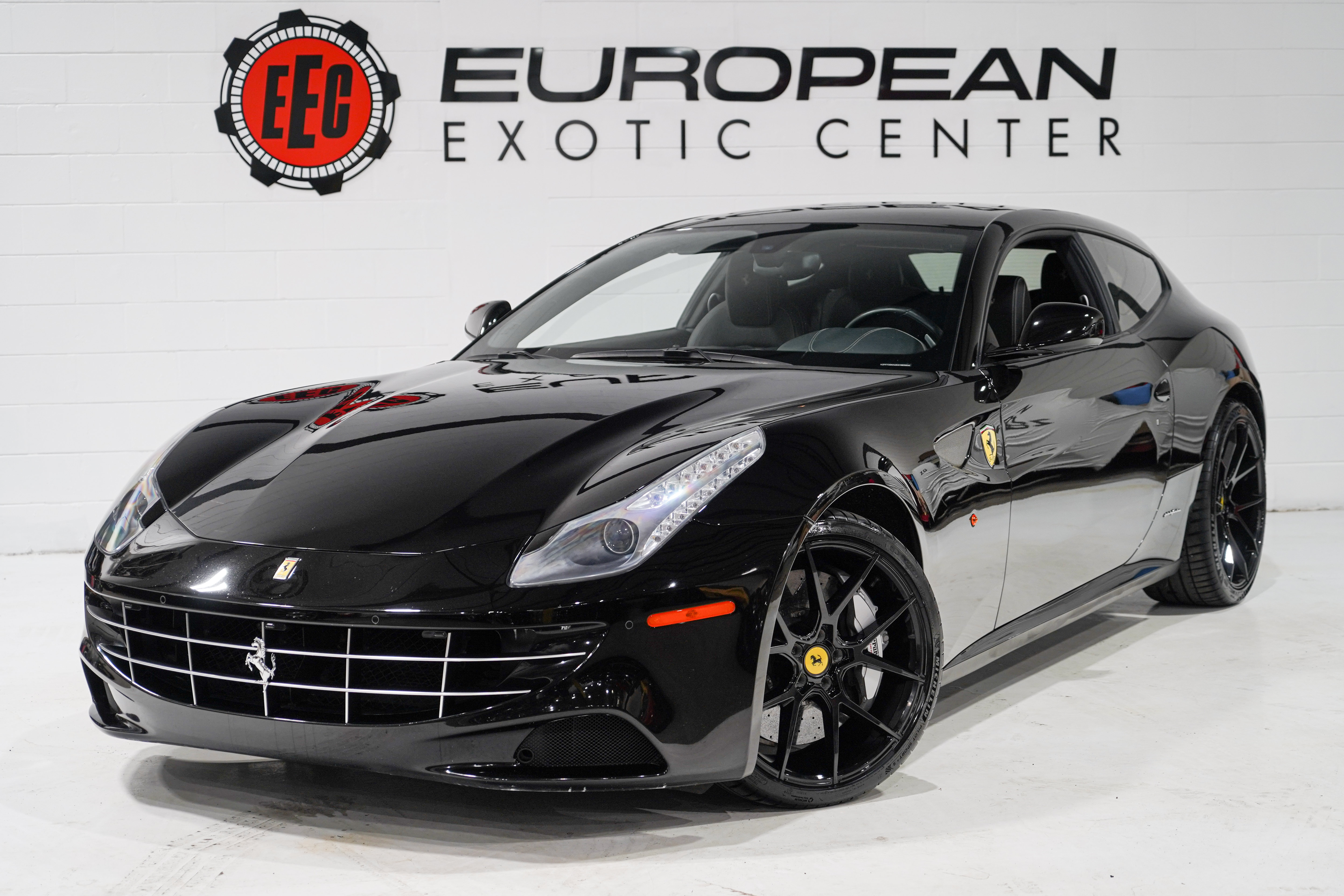 Used 2014 Ferrari FF AWD/4WD image 4