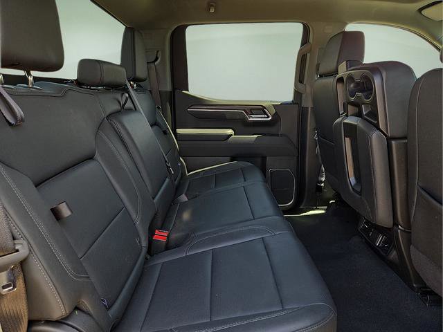 Used 2025 GMC Sierra 1500 SLT RWD image 14
