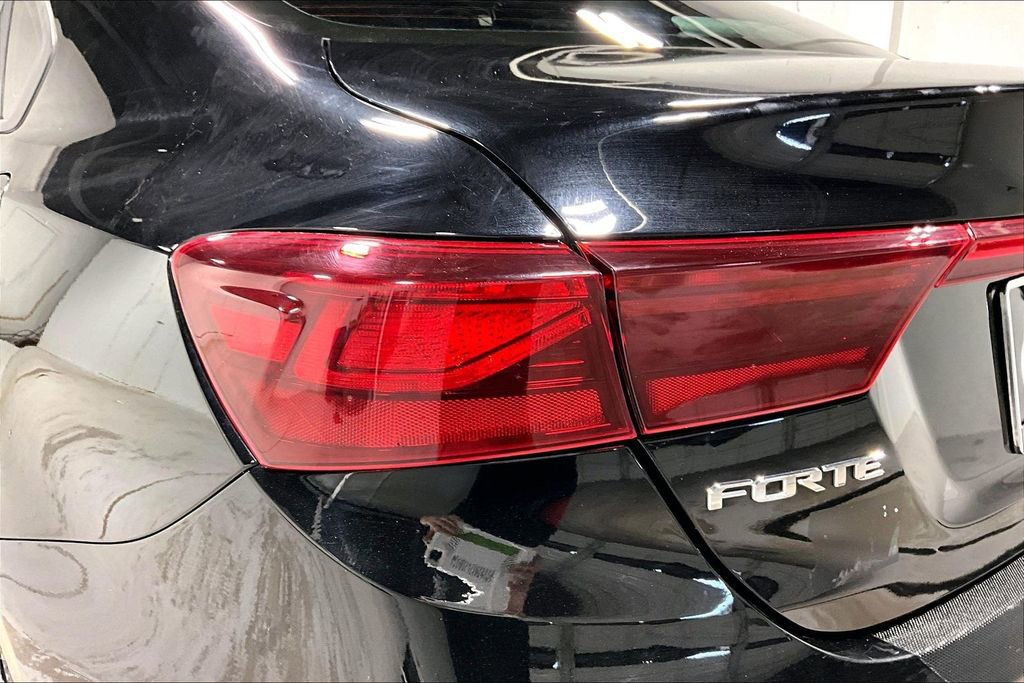 Used 2021 Kia Forte LXS FWD image 38
