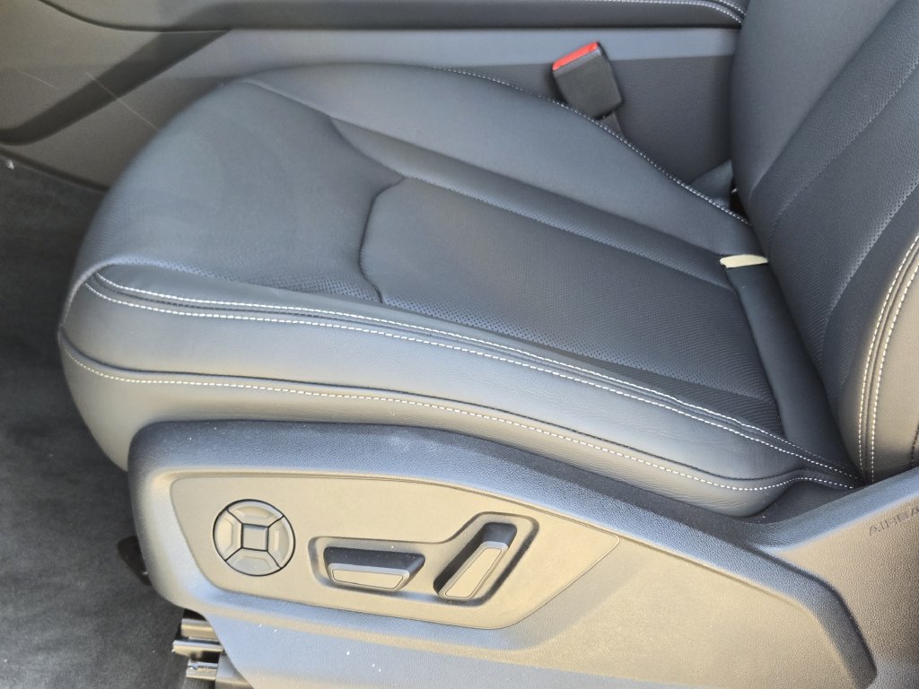 New 2027 Audi Q8 Premium Plus AWD/4WD image 31