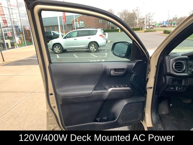 Used 2019 Toyota Tacoma TRD Off-Road w/ Technology Package image 12